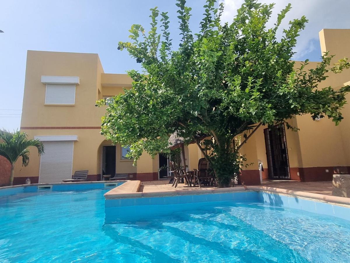 Magnifique Villa Riad Avec Piscine Proche Plage Saly Portudal Ngoại thất bức ảnh